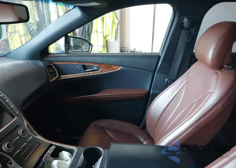 2017 Lincoln Mkx Reserve z USA, uszkodzony, nr VIN 2LMPJ8LP8HBL44124